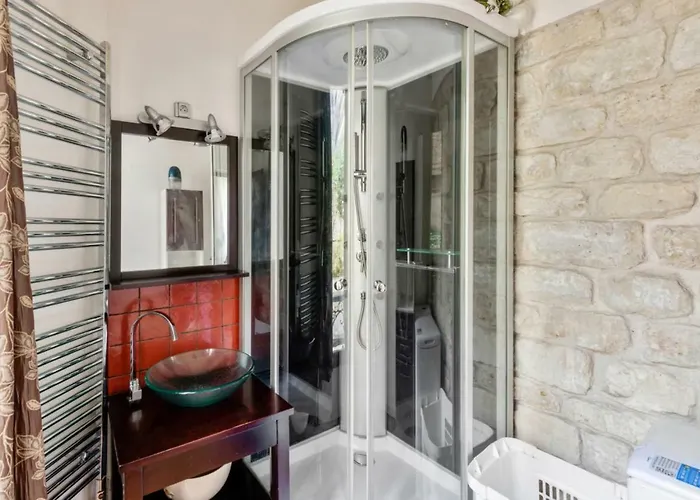 Empresa - Welkeys Apartmán Paříž